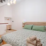 Dimora Oreste * Бари