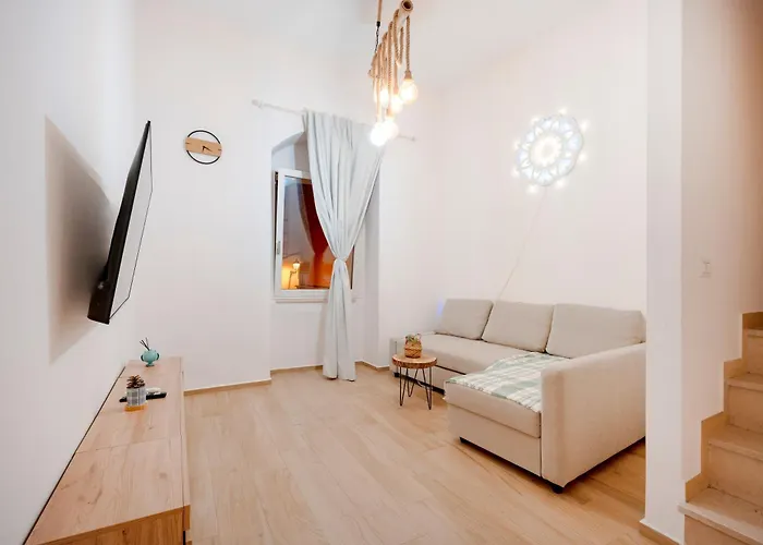 Dimora Oreste Apartment